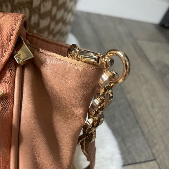 Deux Lux Lace Purse Handbag Crossbody Strap with Dust Bag - Picture 9 of 10